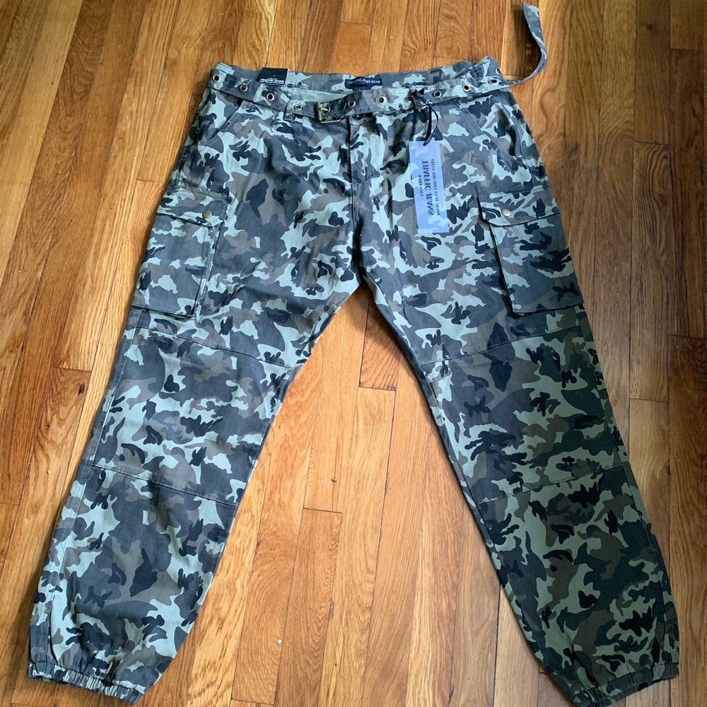 Camouflage cargo boyfriend cut pants
